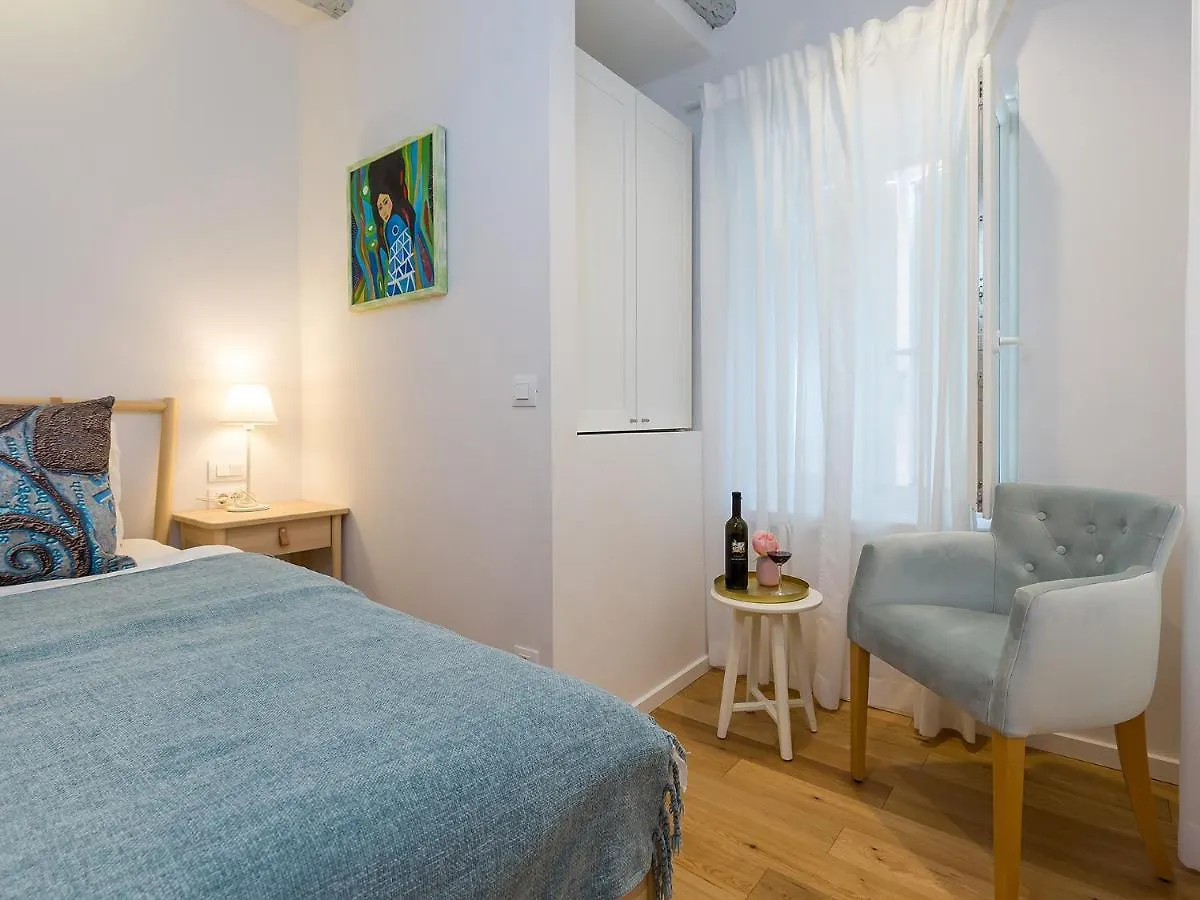 Cozy Montalbano Studios By Irundo Rovinj 0*,  Kroatien